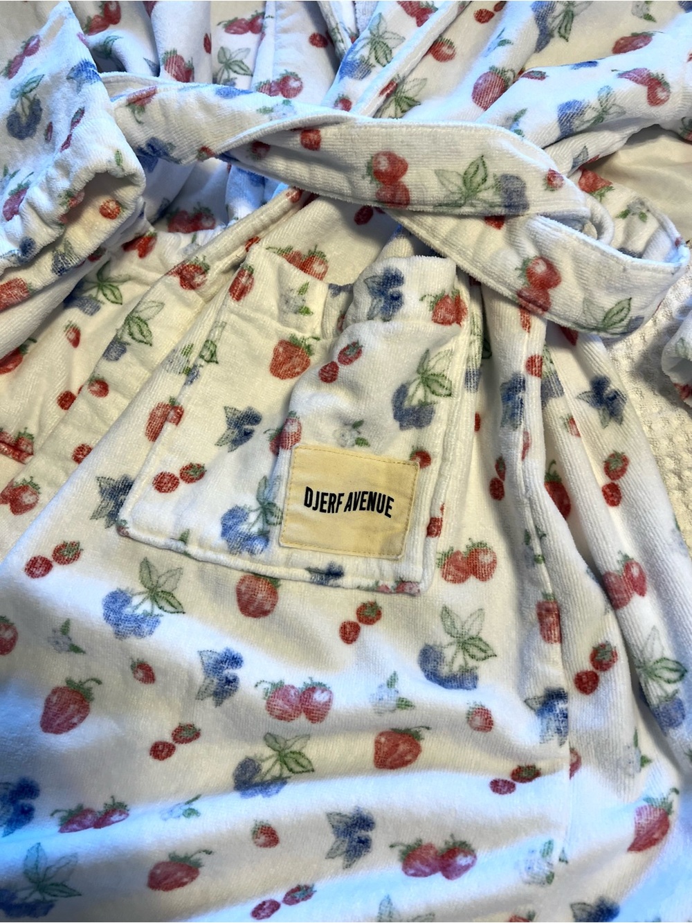 Djerf Avenue Summer Berries Print Terry Robe Organic Cotton Bathrobe XL - Picture 3 of 7